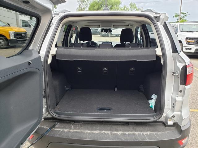 Photo of 2021 Moondust Silver Metallic Ford EcoSport