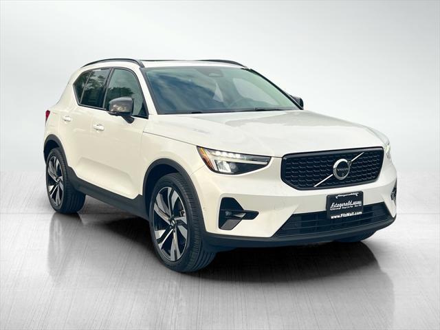 2024 Volvo XC40