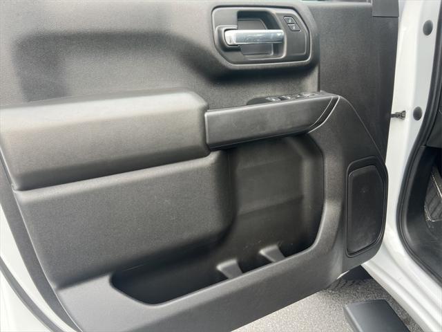 Photo of 2023 Summit White Chevrolet Silverado 2500