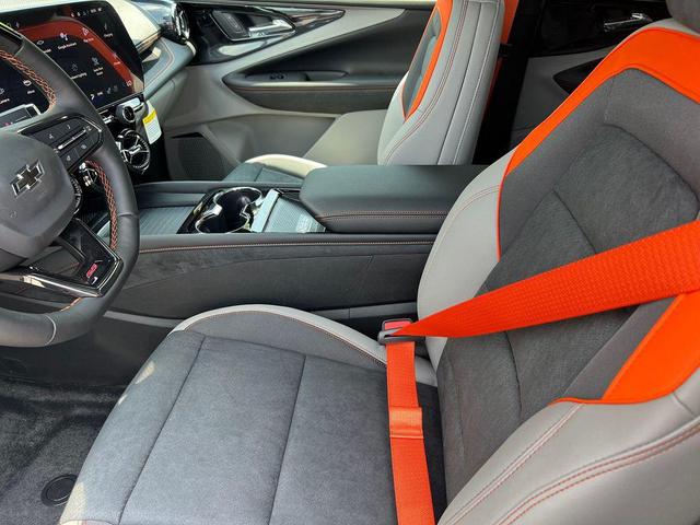Photo of 2025 Black Chevrolet Blazer EV