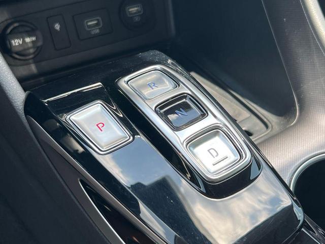Photo of 2023 Serenity White Hyundai SONATA Hybrid
