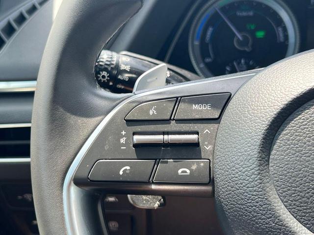Photo of 2023 Serenity White Hyundai SONATA Hybrid