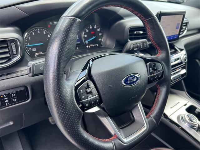 Photo of 2023 Agate Black Metallic Ford Explorer