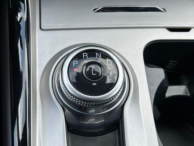 Photo of 2023 Agate Black Metallic Ford Explorer