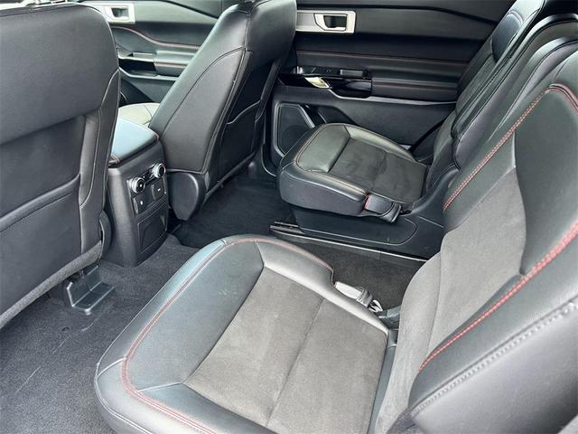 Photo of 2023 Agate Black Metallic Ford Explorer