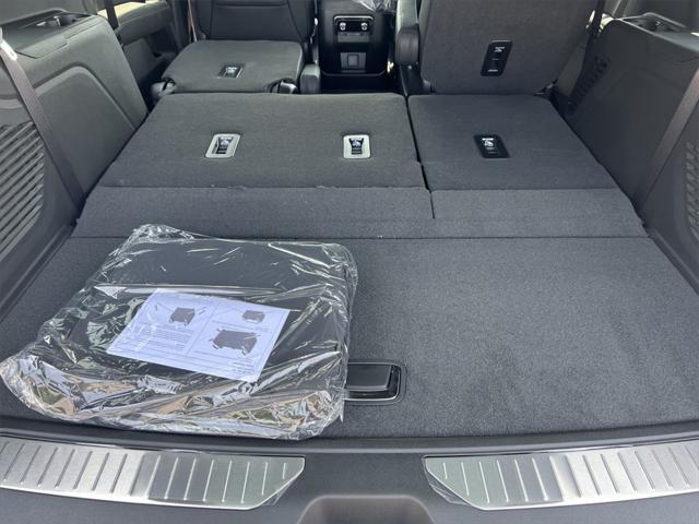Photo of 2025 Black Chevrolet Tahoe
