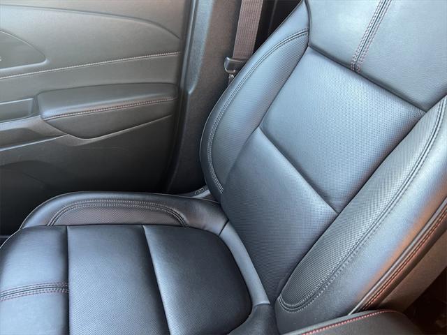Photo of 2023 Mosaic Black Metallic Chevrolet Traverse