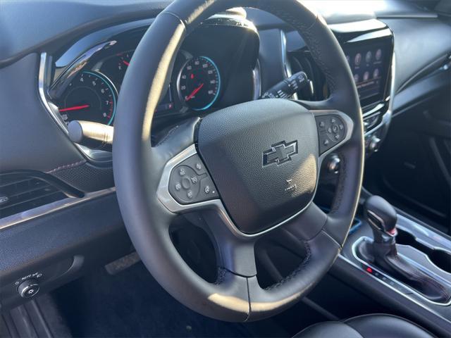 Photo of 2023 Mosaic Black Metallic Chevrolet Traverse