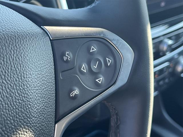 Photo of 2023 Mosaic Black Metallic Chevrolet Traverse