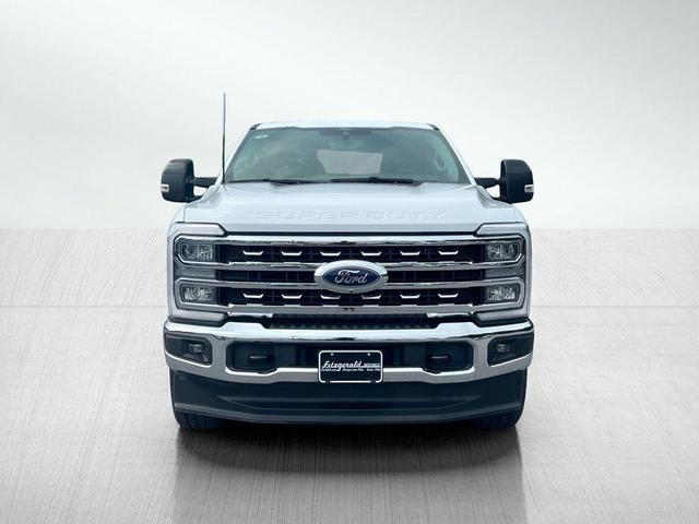 Photo of 2024 Oxford White Ford F-250