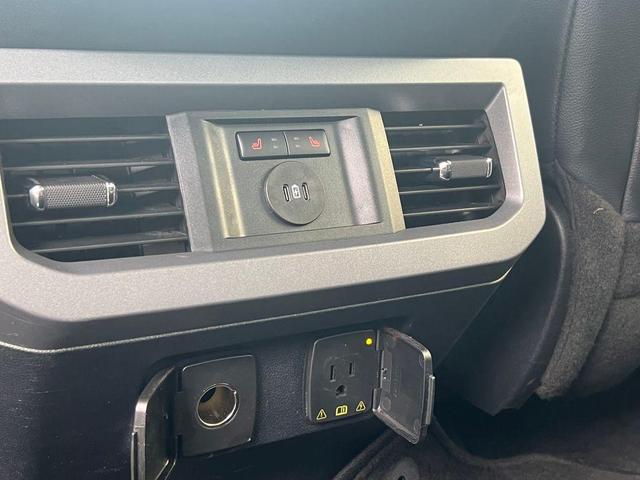Photo of 2024 Oxford White Ford F-250
