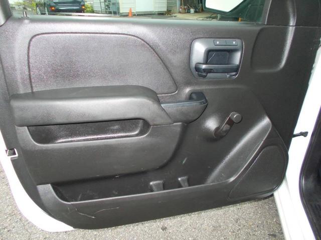 Photo of 2016 Summit White Chevrolet Silverado 1500