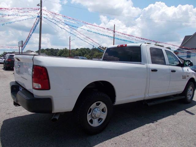 Photo of 2018 Bright White Clearcoat RAM 2500