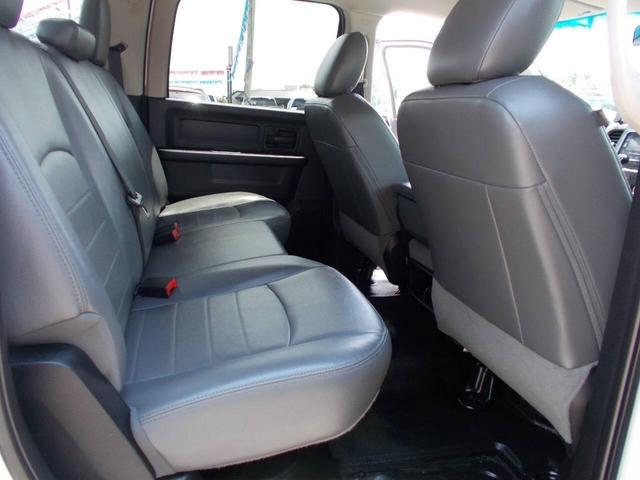 Photo of 2018 Bright White Clearcoat RAM 2500