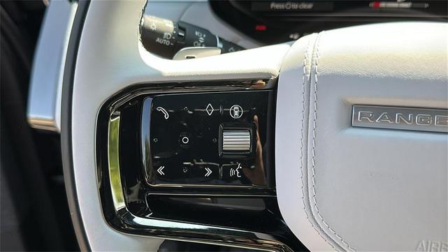 Photo of 2025 Varesine Blue Metallic Land Rover Range Rover Sport
