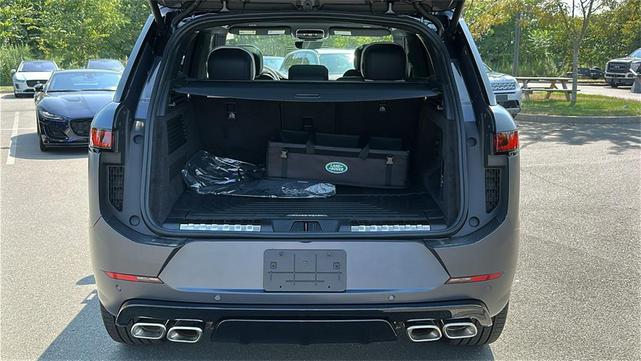 Photo of 2025 Varesine Blue Metallic Land Rover Range Rover Sport