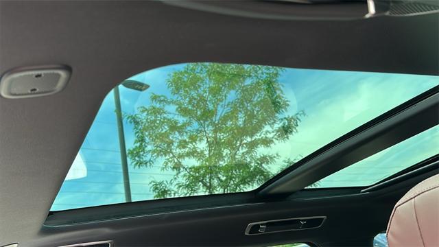 Photo of 2025 Santorini Black Metallic Land Rover Range Rover Sport