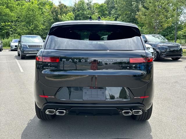 Photo of 2025 Santorini Black Metallic Land Rover Range Rover Sport