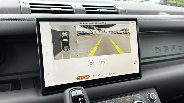 Photo of 2025 Grey Land Rover Defender