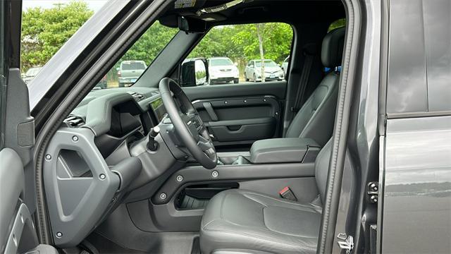 Photo of 2025 Grey Land Rover Defender