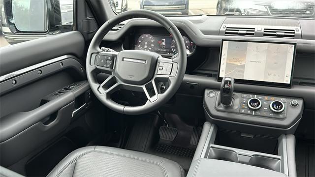 Photo of 2025 Grey Land Rover Defender