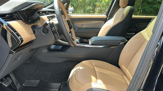 Photo of 2025 Santorini Black Metallic Land Rover Range Rover Sport