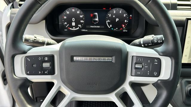 Photo of 2024 Fuji White Land Rover Defender