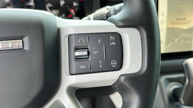 Photo of 2024 Fuji White Land Rover Defender