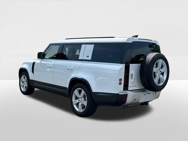 Photo of 2024 Fuji White Land Rover Defender