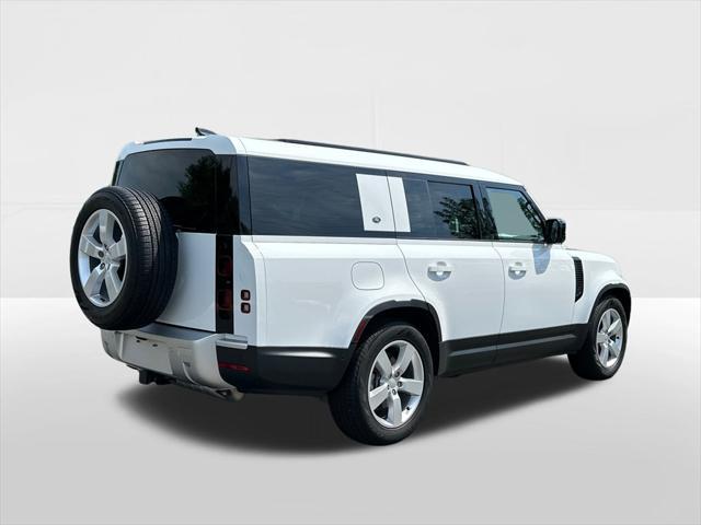 Photo of 2024 Fuji White Land Rover Defender
