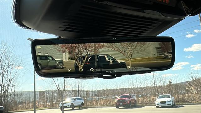 Photo of 2025 Ligurian Black Gloss Land Rover Range Rover Sport