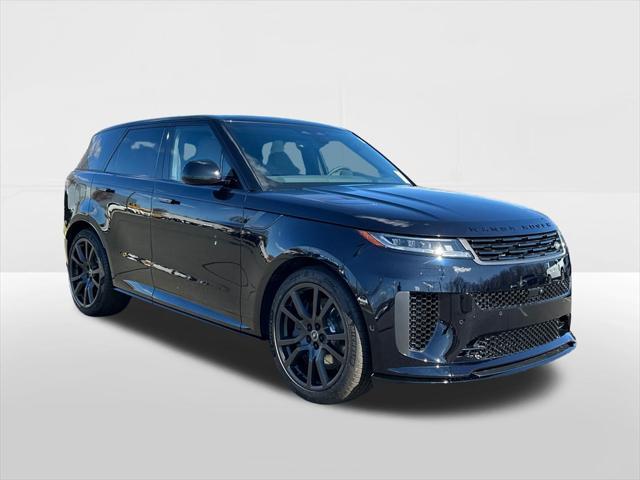 Photo of 2025 Ligurian Black Gloss Land Rover Range Rover Sport
