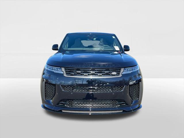 Photo of 2025 Ligurian Black Gloss Land Rover Range Rover Sport