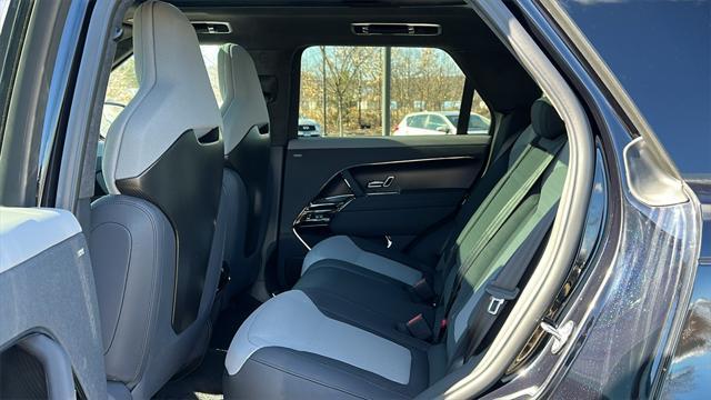 Photo of 2025 Ligurian Black Gloss Land Rover Range Rover Sport