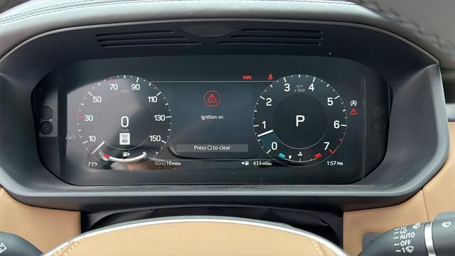 Photo of 2025 Fuji White Land Rover Discovery