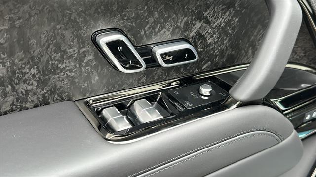 Photo of 2025 Blue Land Rover Range Rover Sport