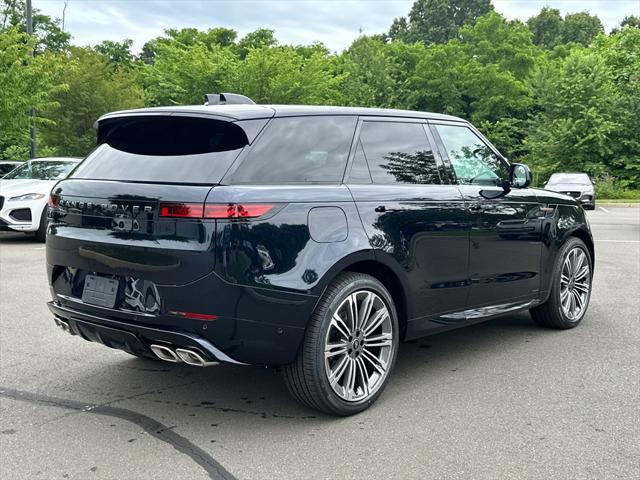 Photo of 2025 Blue Land Rover Range Rover Sport