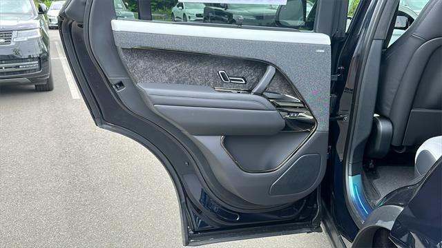 Photo of 2025 Blue Land Rover Range Rover Sport