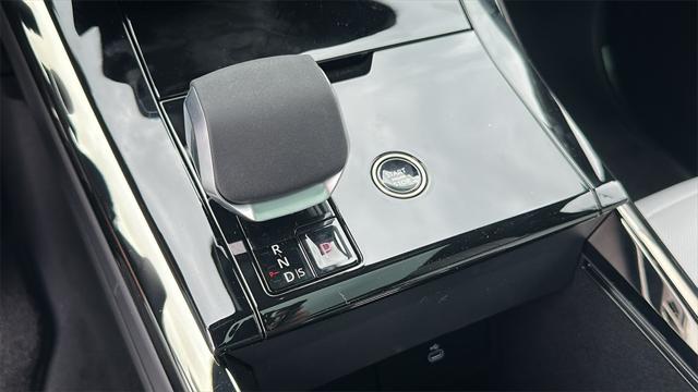 Photo of 2025 Blue Land Rover Range Rover Sport