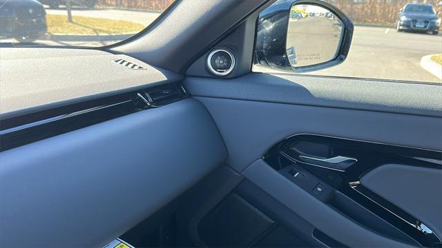 Photo of 2026 Gray Land Rover Range Rover Evoque