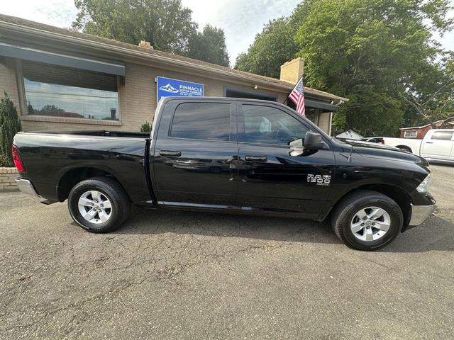 Photo of 2021 Diamond Black Crystal Pearlcoat RAM 1500 Classic