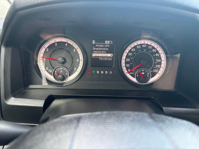 Photo of 2021 Diamond Black Crystal Pearlcoat RAM 1500 Classic
