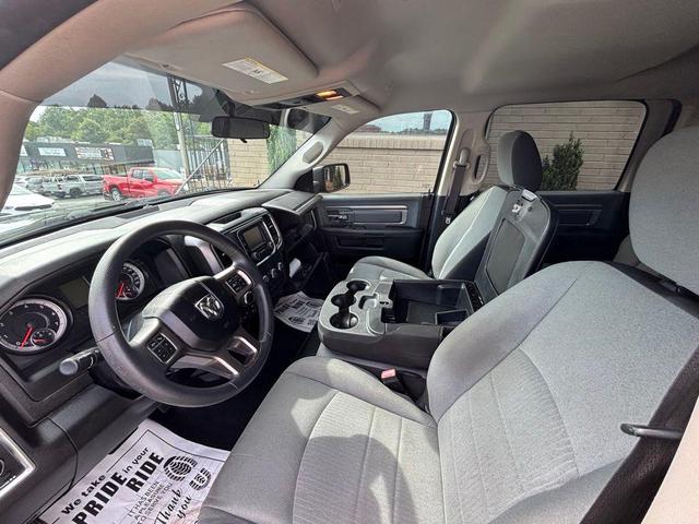 Photo of 2021 Diamond Black Crystal Pearlcoat RAM 1500 Classic