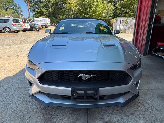 Photo of 2019 Ingot Silver Ford Mustang