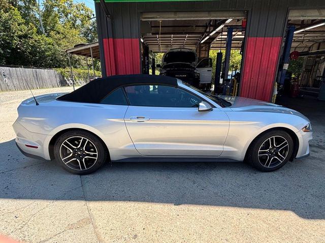 Photo of 2019 Ingot Silver Ford Mustang