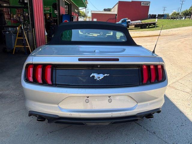 Photo of 2019 Ingot Silver Ford Mustang