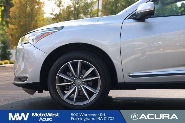 Photo of 2022 Lunar Silver Metallic Acura RDX