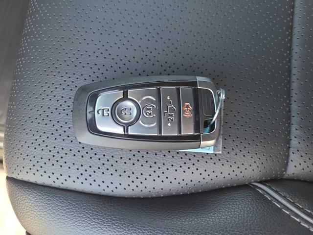 Photo of 2025 Agate Black Metallic Ford F-150