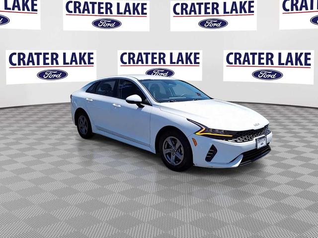 Photo of 2023 Glacial White Pearl Kia K5