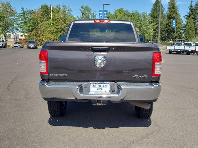 Photo of 2024 Granite Crystal Clearcoat Metallic RAM 2500